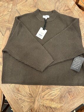 NWT Beechwood Crewneck Jack Sweater from Tuckernuck